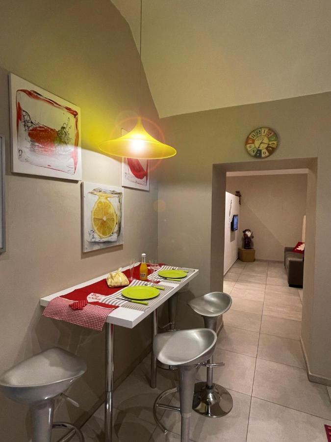 Portamedina House Apartment Napoli Bagian luar foto